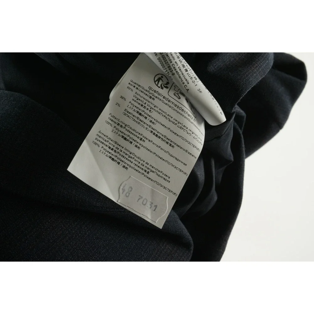 New $495 Hugo Boss Super Flex Transseasonal Mens 38R Dark Blue Plaid Suit Jacket